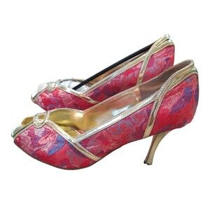 NWOT Hot in Hollywood Asian Oriental Holiday Heels  Size 8 1/2 Wide